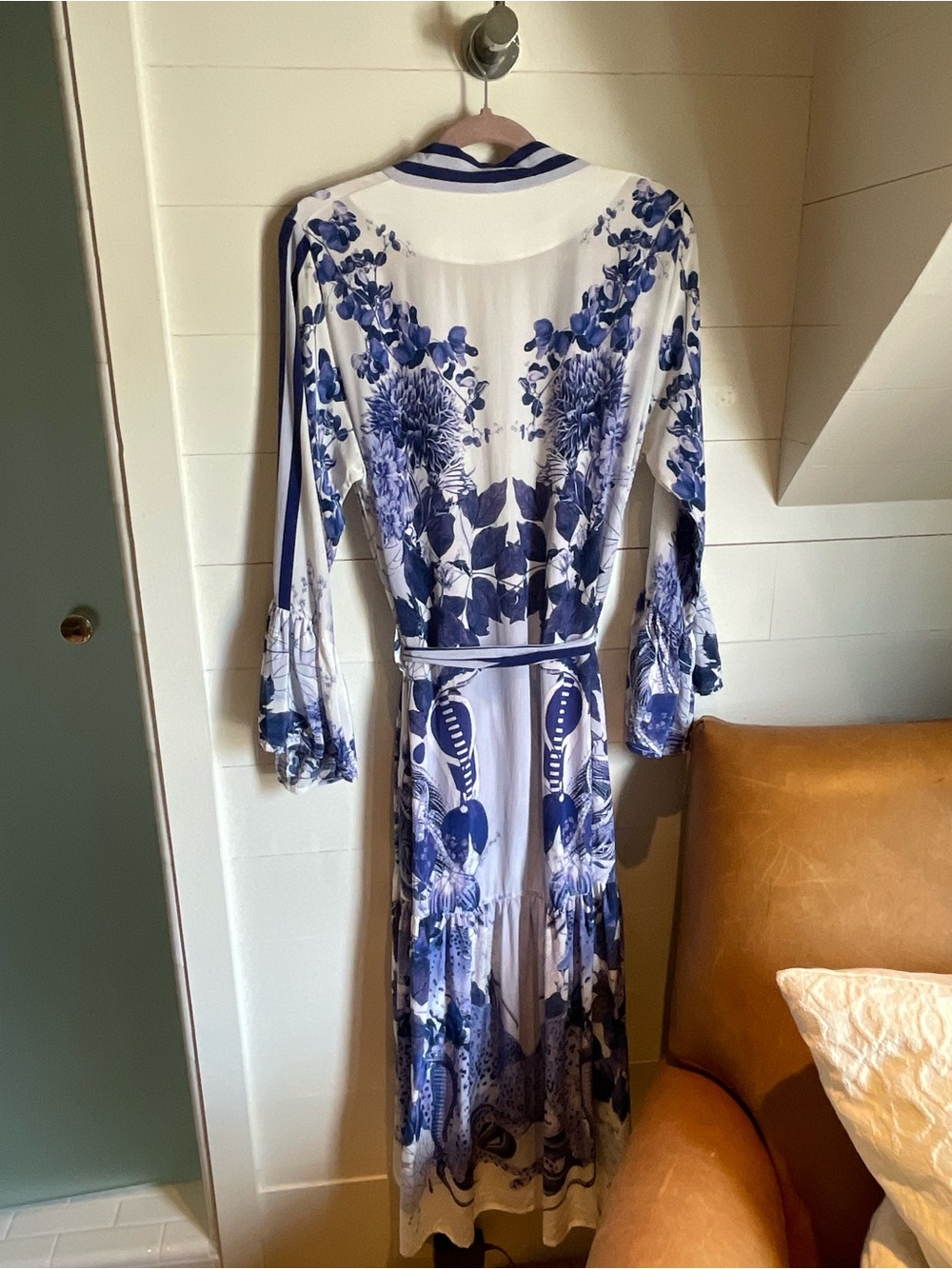 Blue & White Floral Long Robe Kimono by - Picture 7 of 7